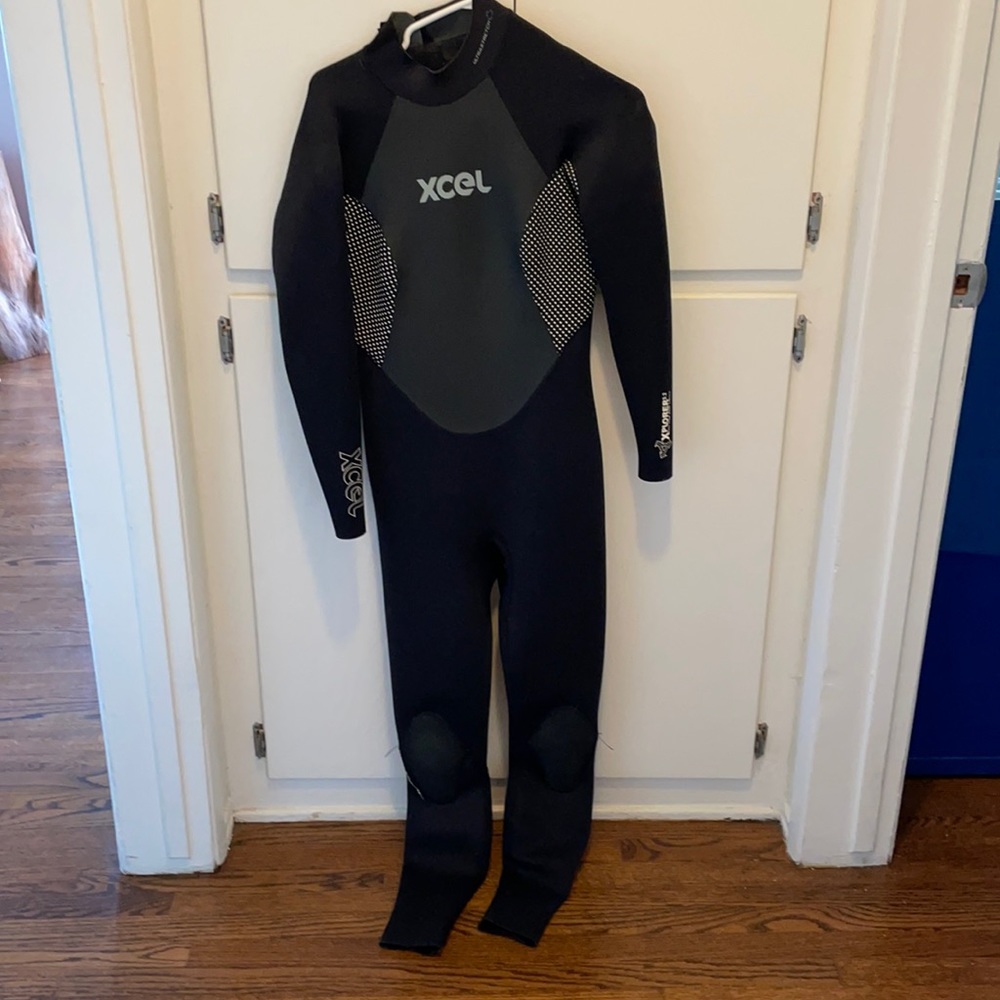 Xcel 3/2 Women’s 8 Wetsuit